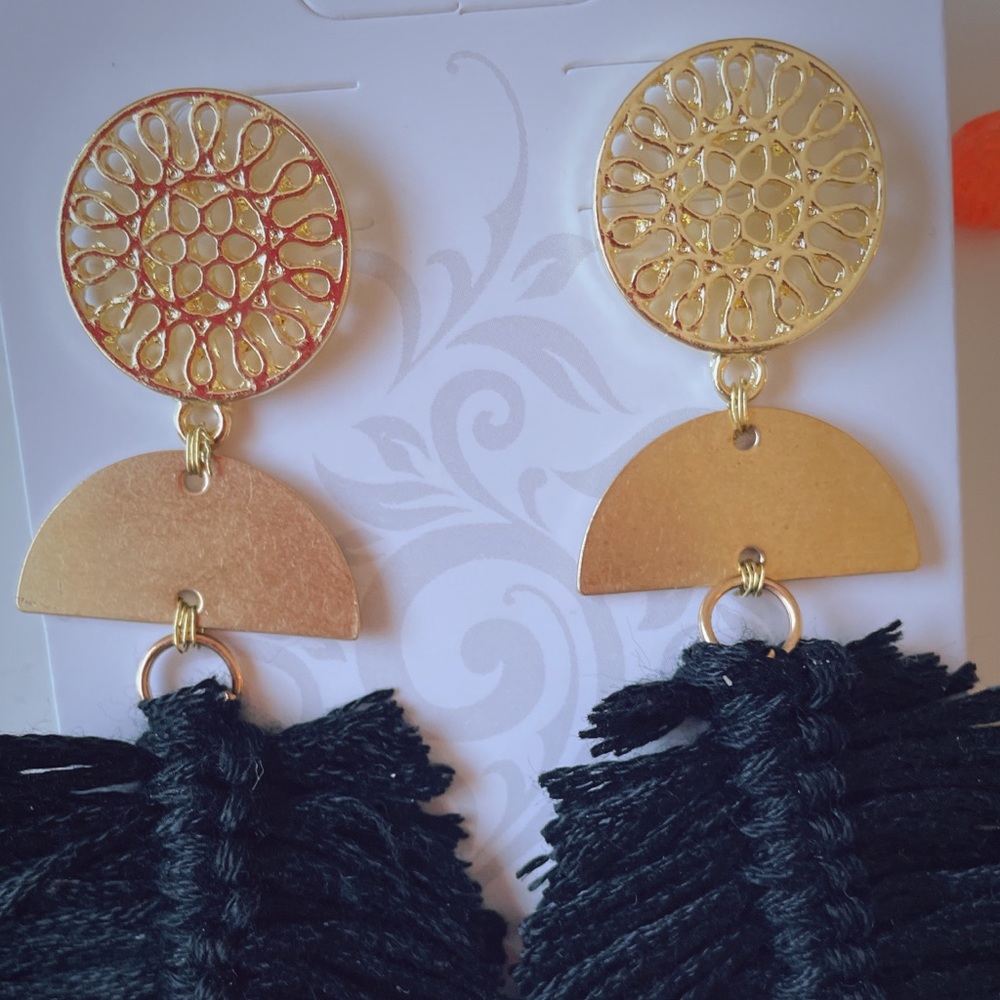Handmade earrings - Picture 3 of 3